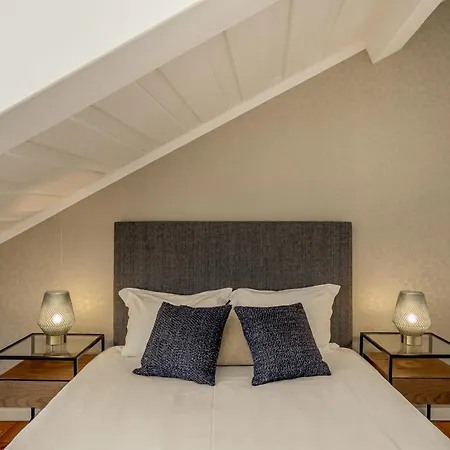 Sao Bento Modern By Homing * 리스본